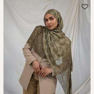 Olive Lace-Pattern Hijab Scarf